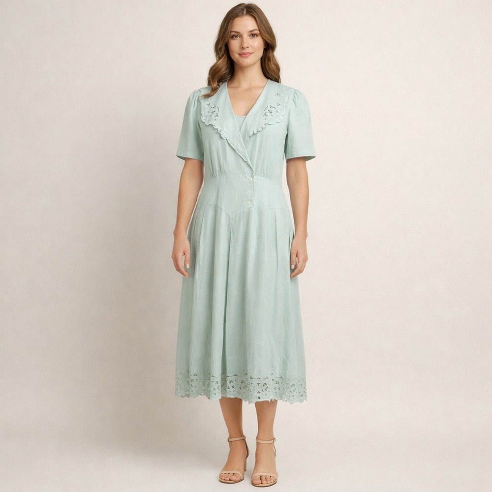 Vintage Y2K Light Mint Green Button Front Eyelet Collar Dress Size 10 Feminine‎